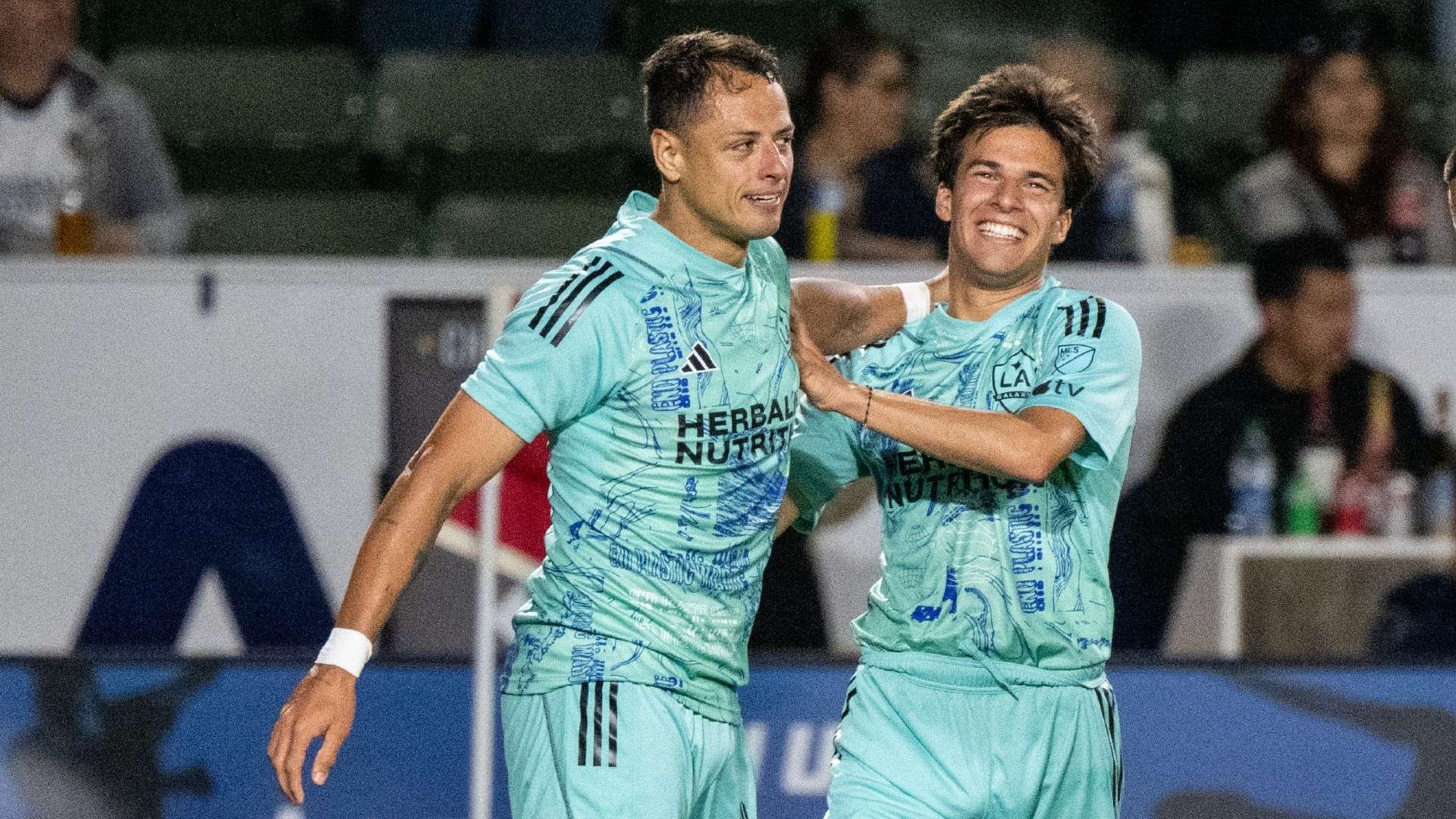 同主场进行 同主场进行